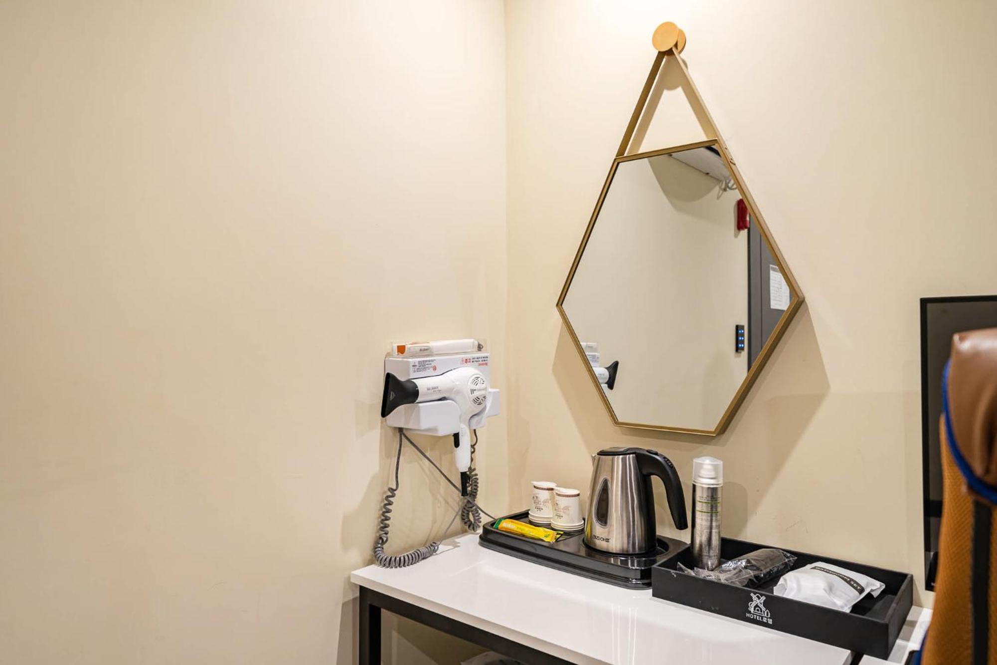 Hotel Rodem Inczhon Zewnętrze zdjęcie