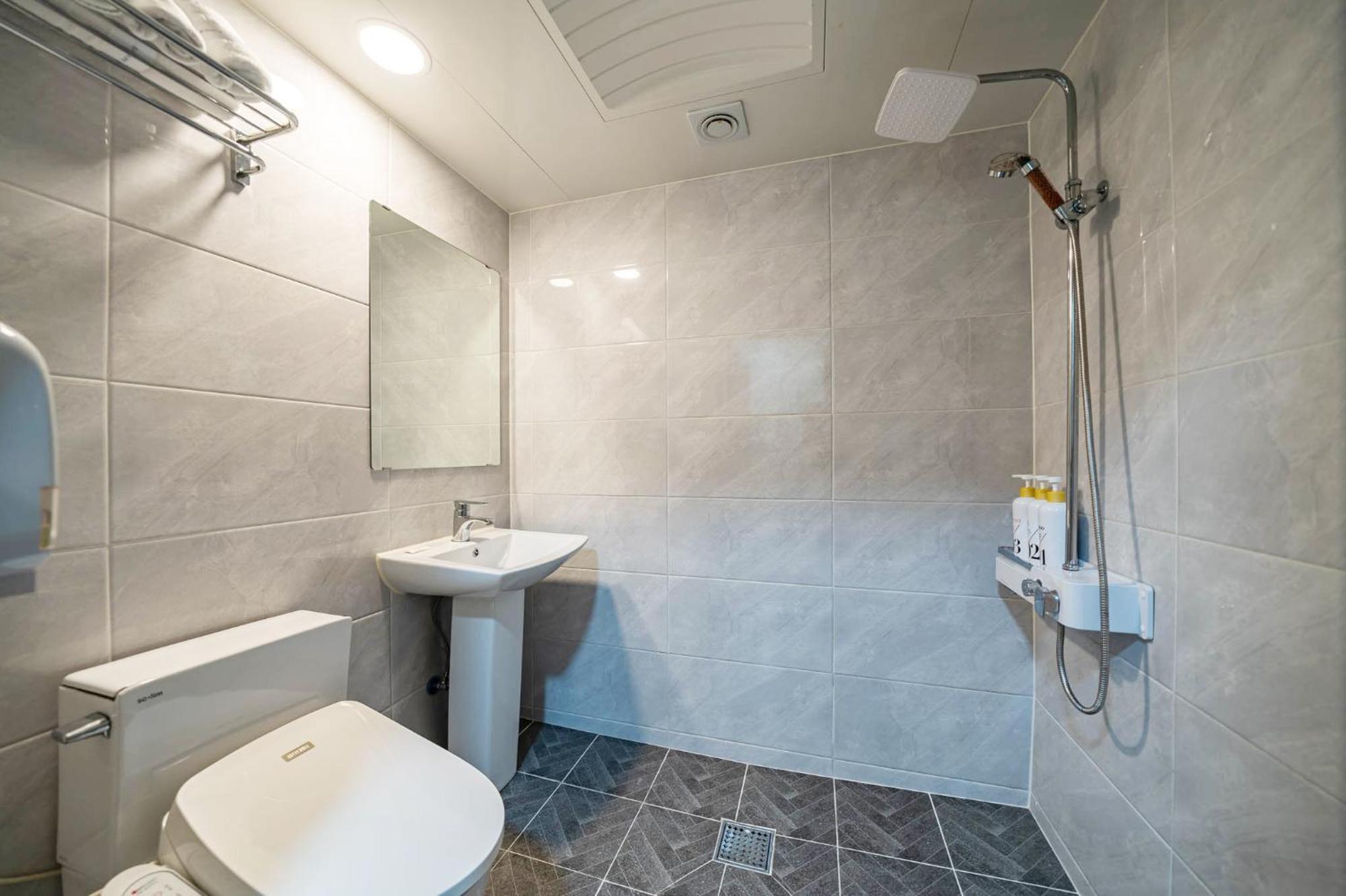 Hotel Rodem Inczhon Zewnętrze zdjęcie